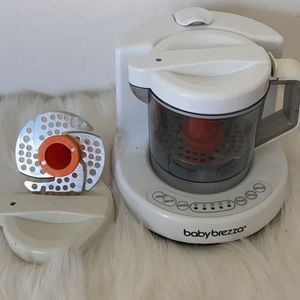 Baby Brezza Food Steamer and Blender